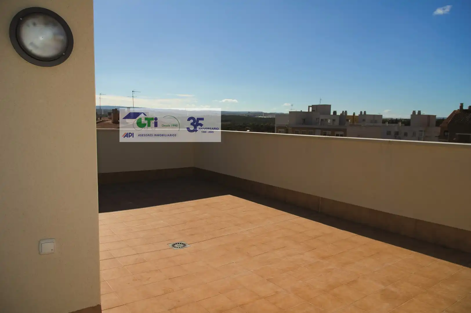 Terraza de Piso en venta en Zaragoza