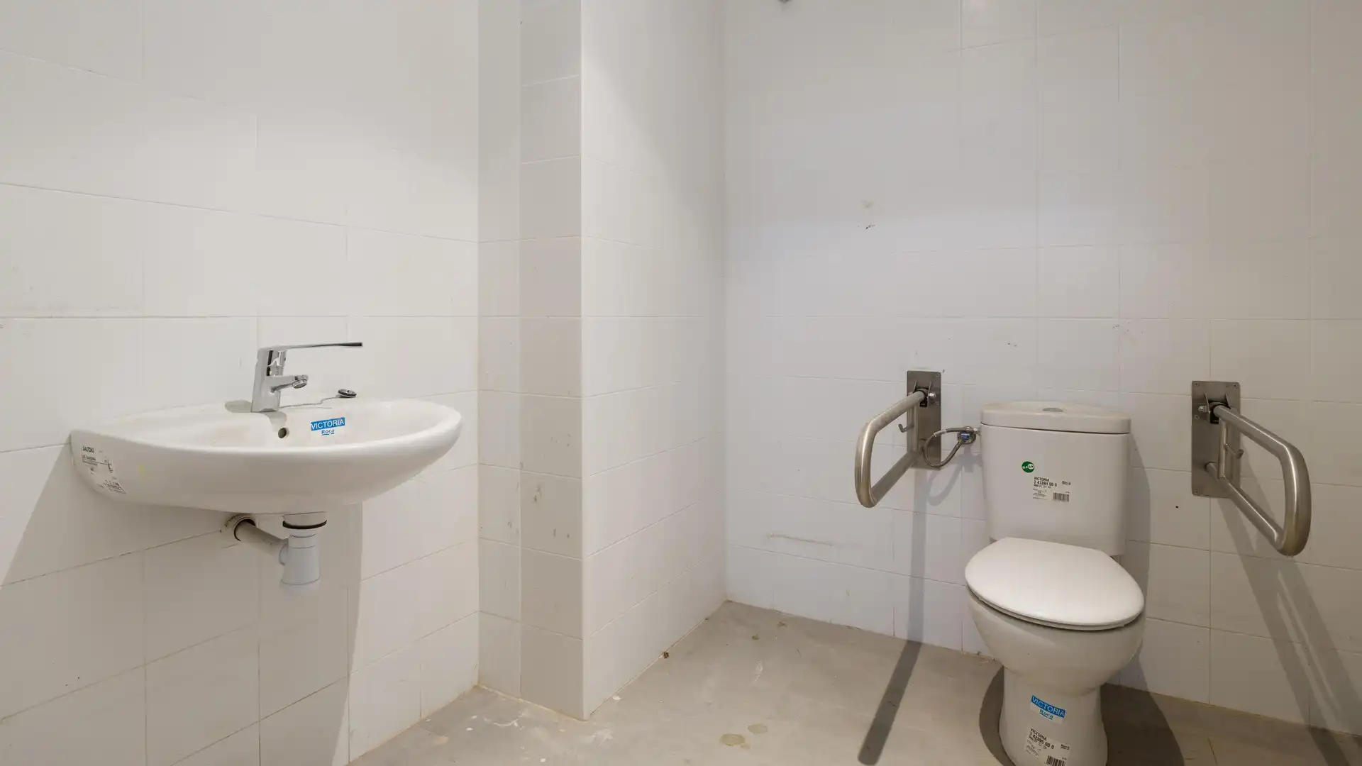 Badezimmer von Geschaftsraum zur Miete in Barcelona mit Terrasse