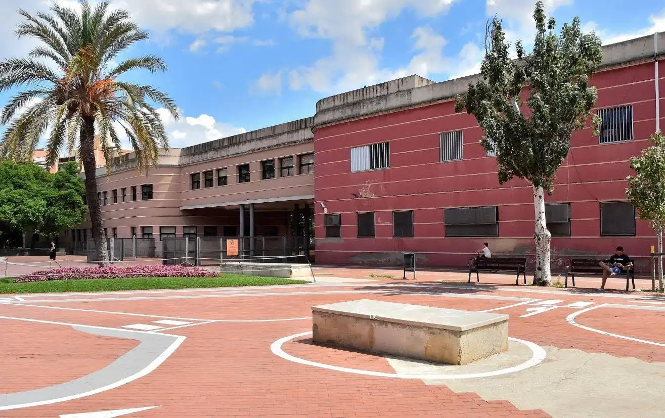Vista exterior de Local en venta en Barcelona