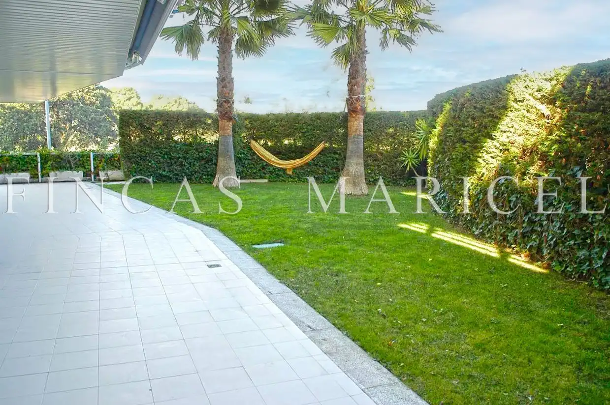 Garden of Flat for sale in Sitges  with Air Conditioner, Heating and Private garden