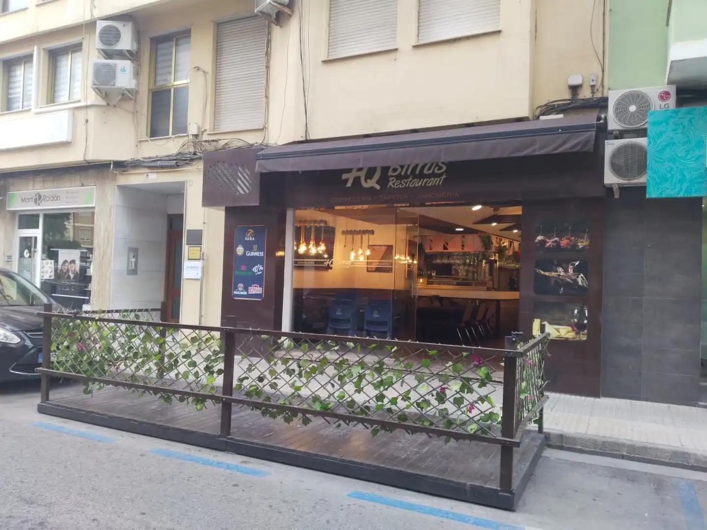 Business premises for sale in Casc Urbà