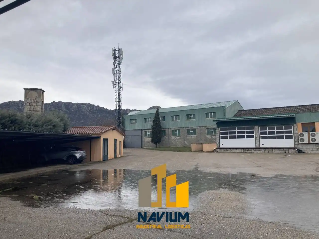 Exterior view of Industrial buildings for sale in La Cabrera  with Heating and Alarm