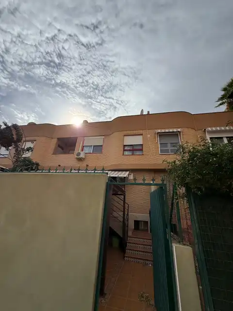 Adosado con piscina en venta en Carrer la Maigmona, imagen 4