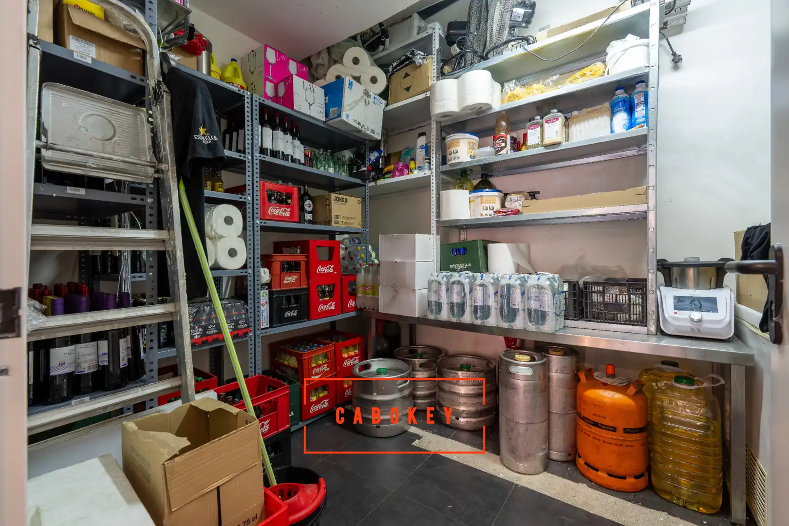 Business premises for transfer in Calle Gabriel Callejón 10, imagen 19