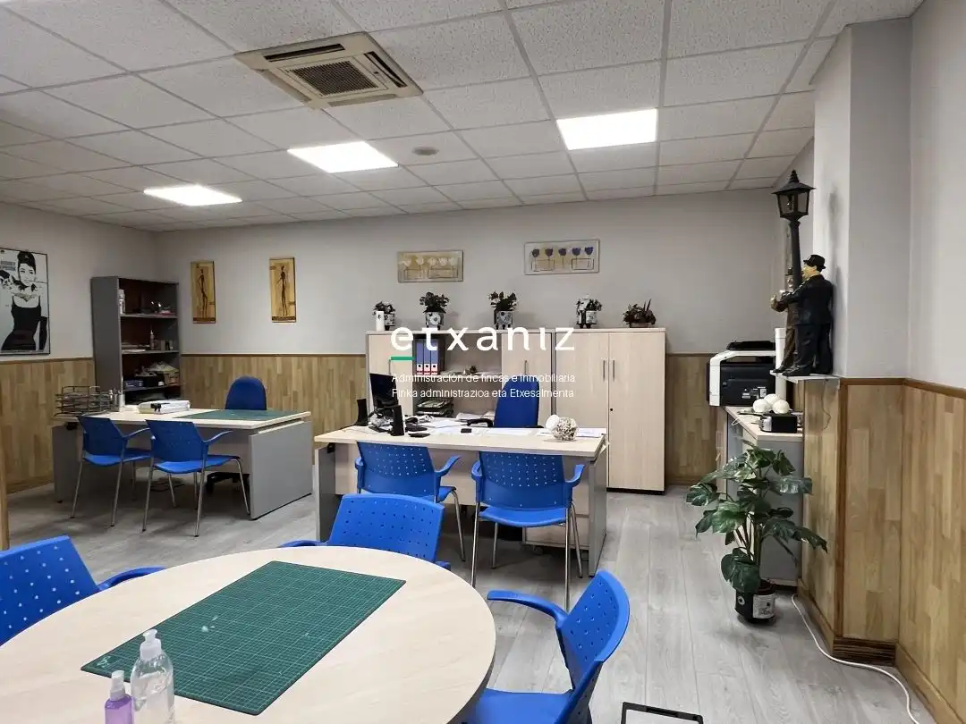 Commercial properties for sale in Lasarte-Oria  with Air Conditioner