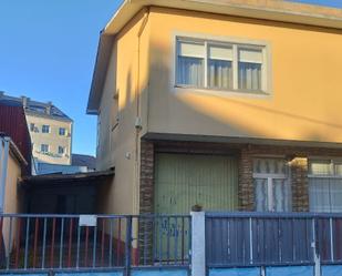 Vista exterior de Casa o xalet en venda en Ferrol amb Calefacció i Terrassa