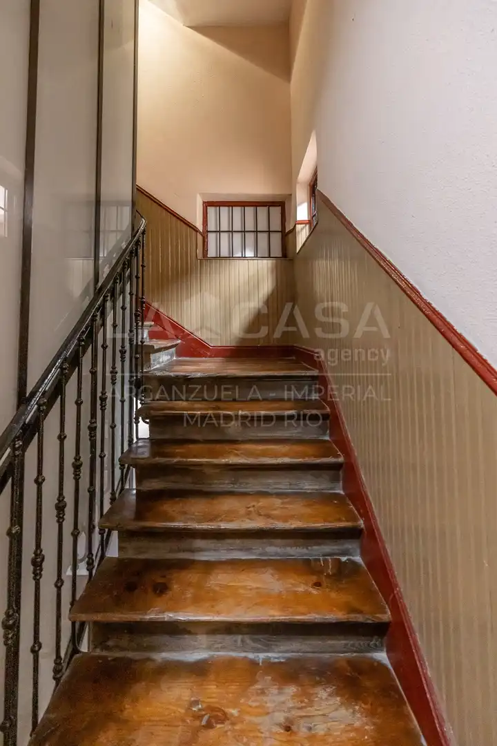 Flat for sale in Imperial