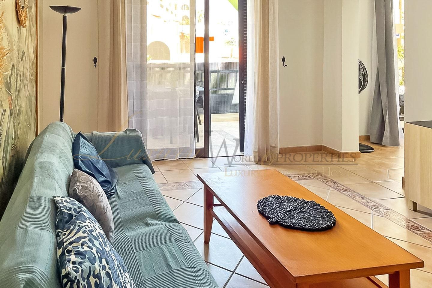 Living room of Apartment for sale in Arona  with Terrace, Furnished and Community pool