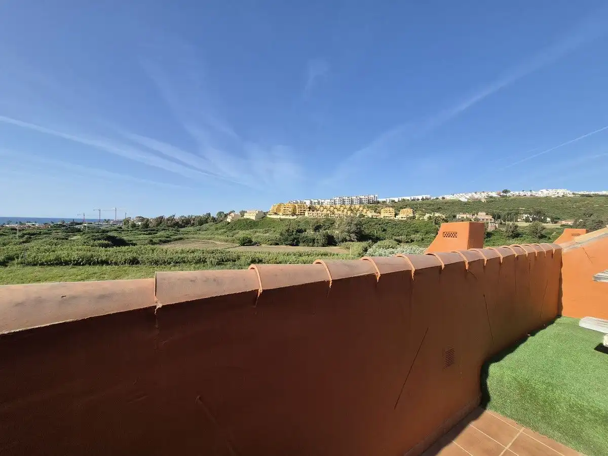 Außenansicht von Dachboden zum Verkauf in Manilva mit Klimaanlage, Heizung und Terrasse