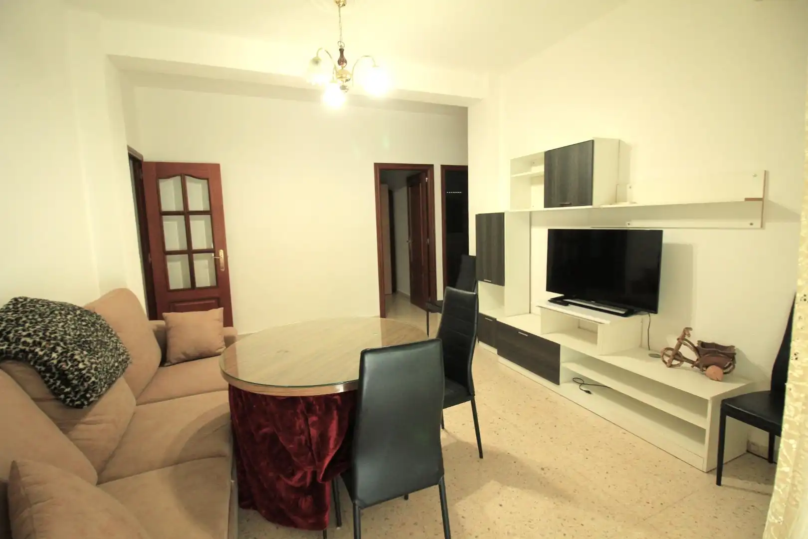Flat with lift to rent in Avenida MARIA AUXILIADORA, imagen 3