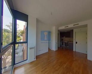 Living room of Flat for sale in  Madrid Capital  with Swimming Pool