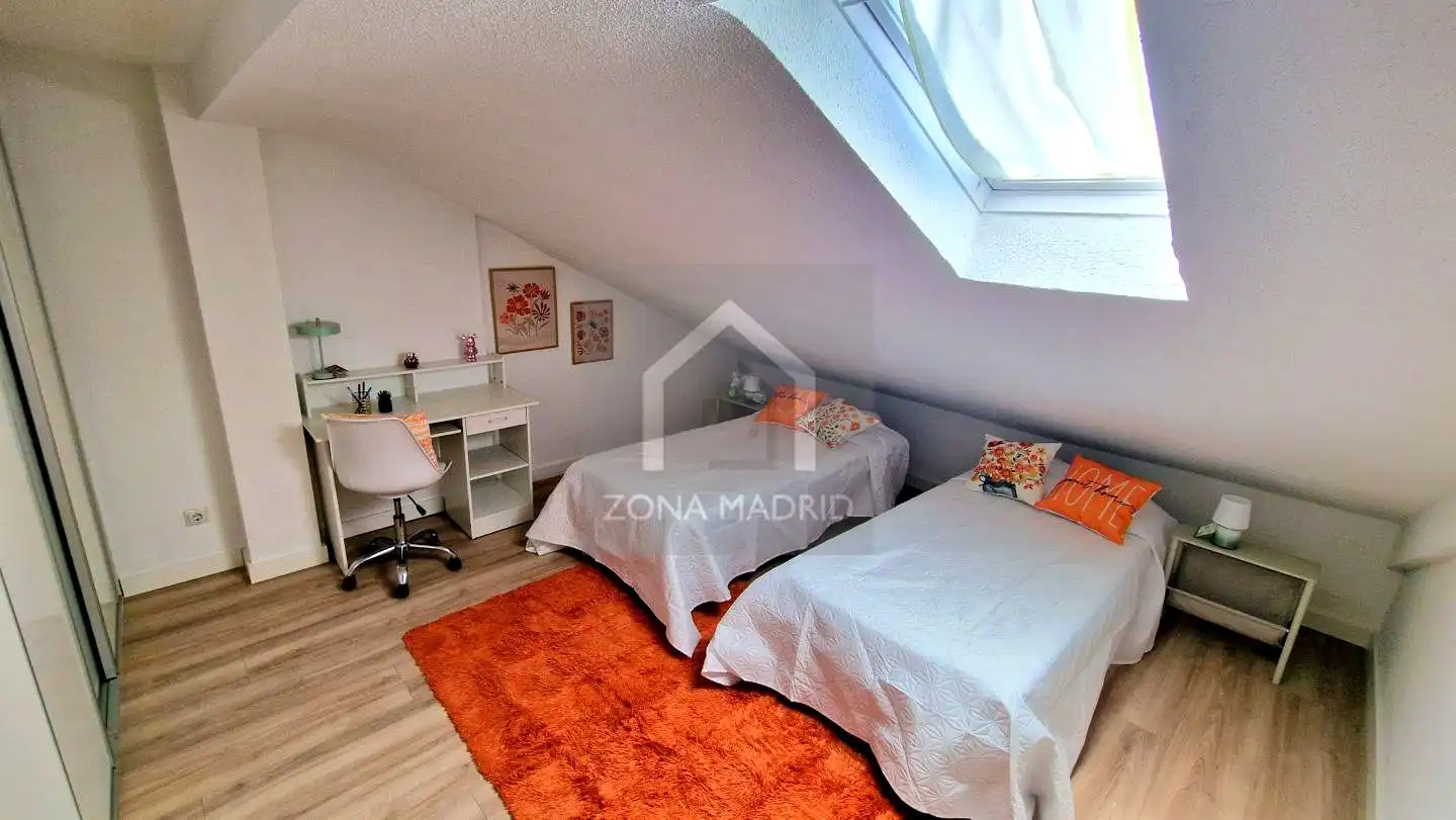 Habitación de Piso en venta en Madrid con Aire acondicionado, Terraza y Amueblado