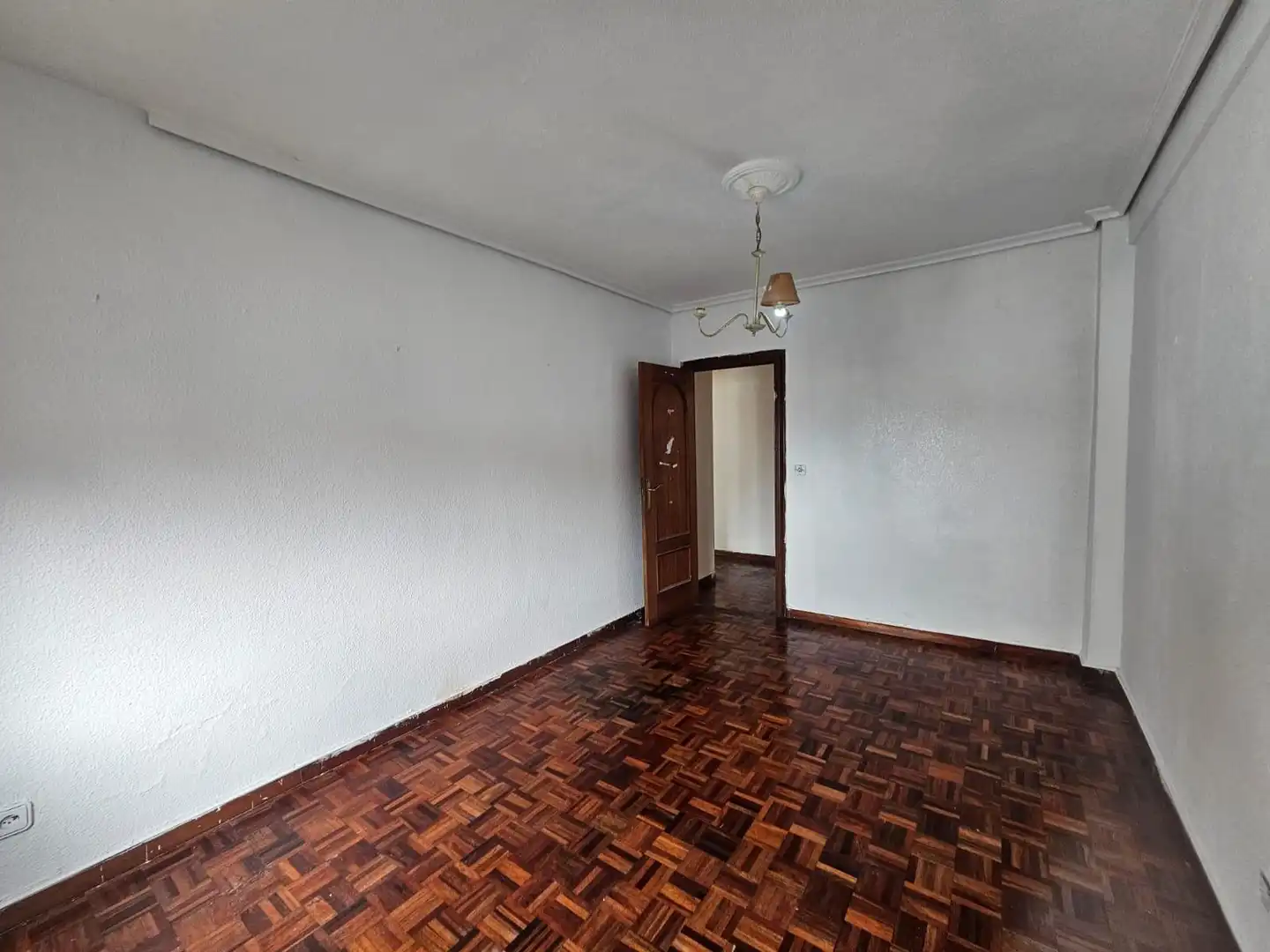 Dormitori de Pis en venda en Inmobiliaria - Barreda