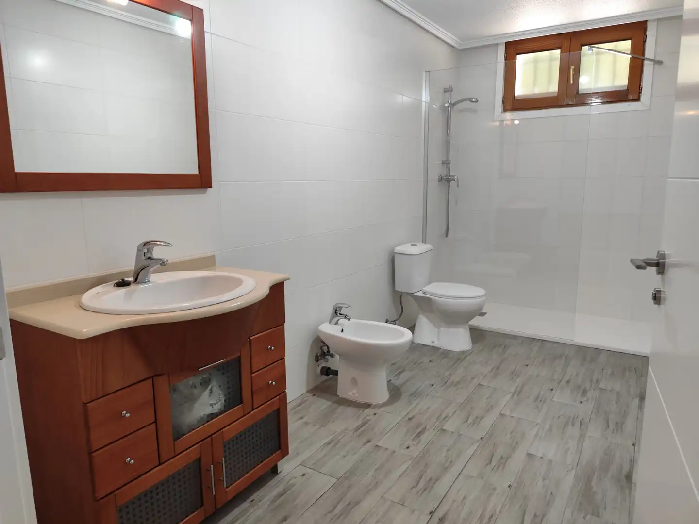 Bany de Casa o xalet en venda en Murcia amb Terrassa, Traster i Piscina