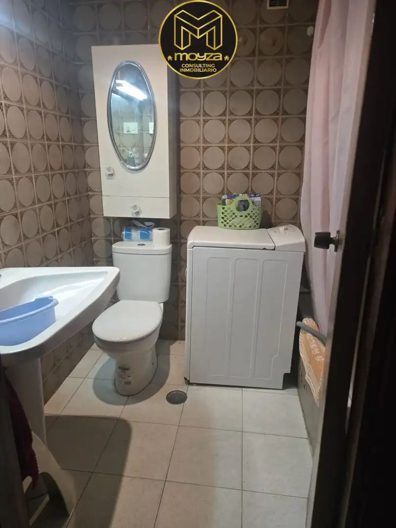 Badezimmer von Wohnung zum Verkauf in Almuñécar mit Klimaanlage und Terrasse