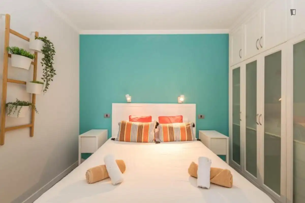 Dormitori de Apartament de lloguer en Las Palmas de Gran Canaria amb Moblat, Rentadora i Microones