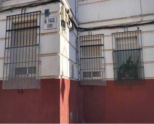 Vista exterior de Pis en venda en San Fernando