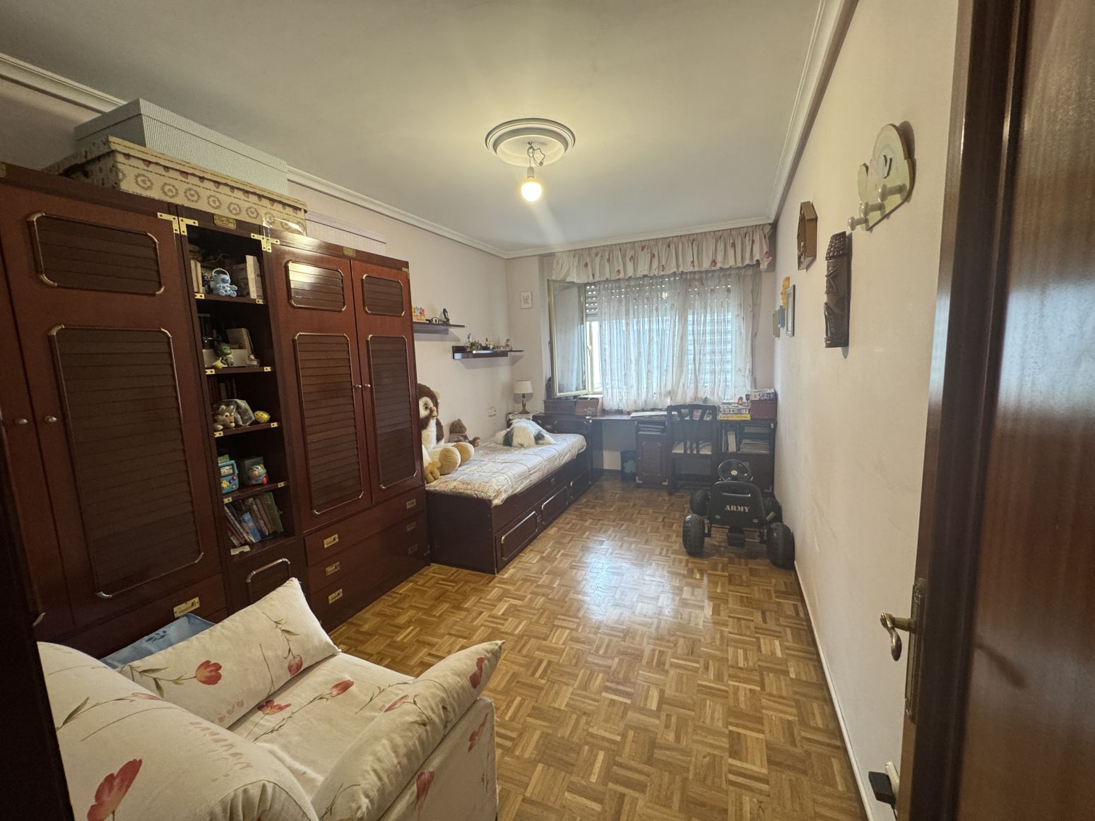 Bedroom of Flat for sale in Avilés  with Heating and Parquet flooring