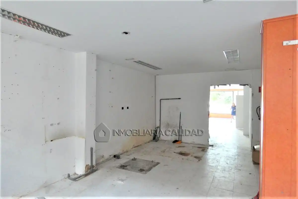 Local de alquiler en Burgos con Calefacción