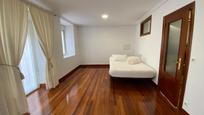 Bedroom of Flat for sale in Castro-Urdiales  with Storage room and Balcony