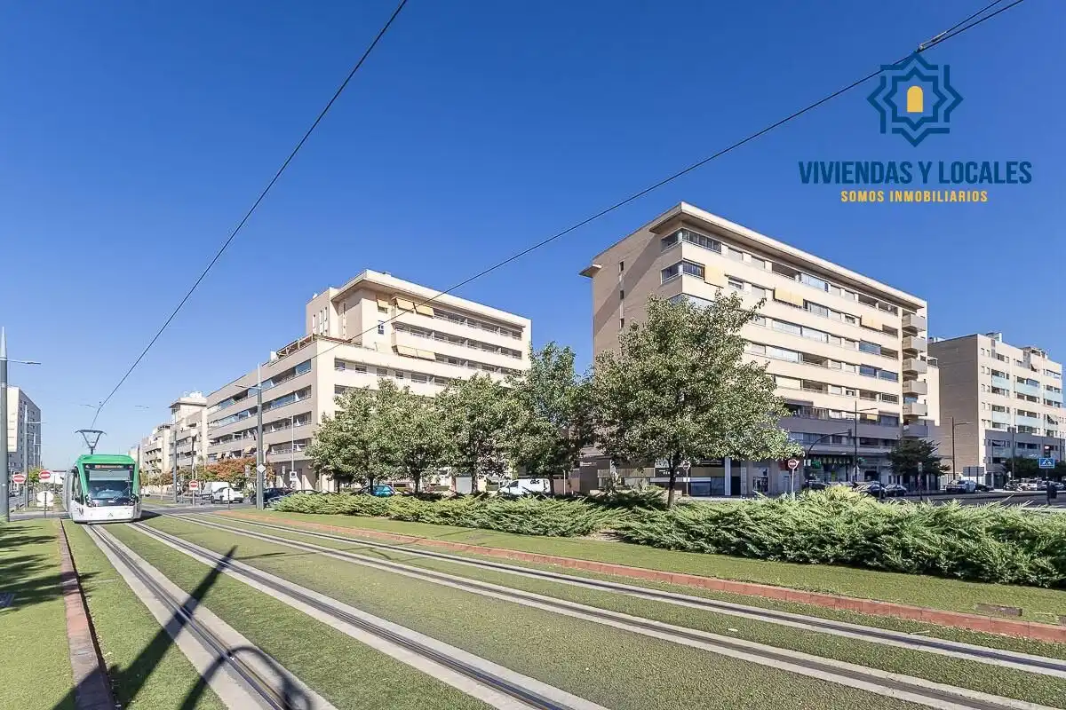 Penthouse mit Pool zum Verkauf in Avenida DE LA ILUSTRACION, imagen 33