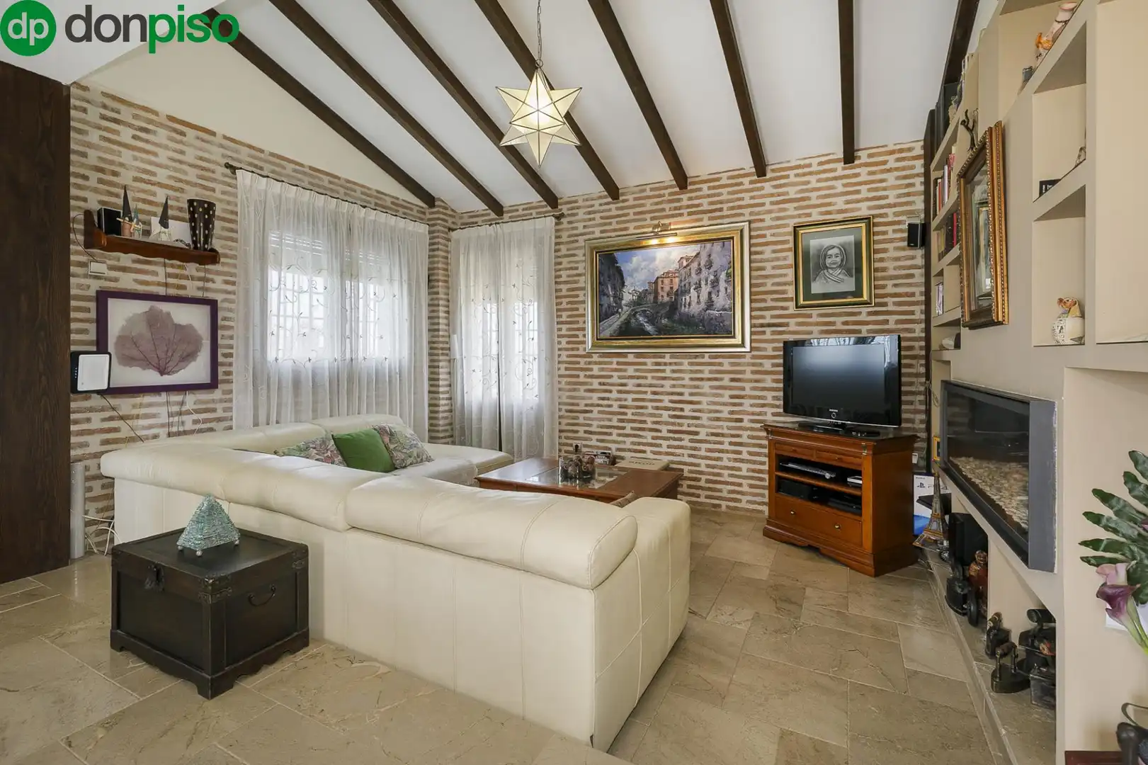 Houses for sale in Calle Cúllar Vega, Altos de la Zubia