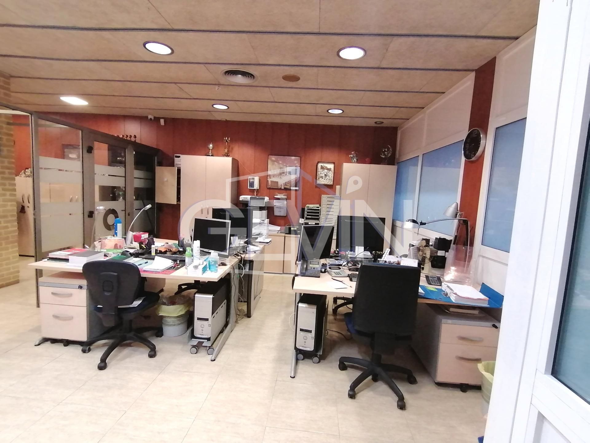 Local en venta en Santa Perpètua de Mogoda con Aire acondicionado