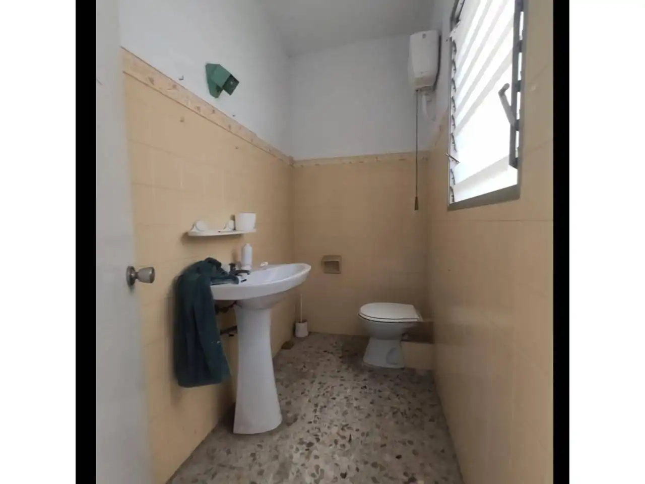 Bany de Edifici en venda en Mataró
