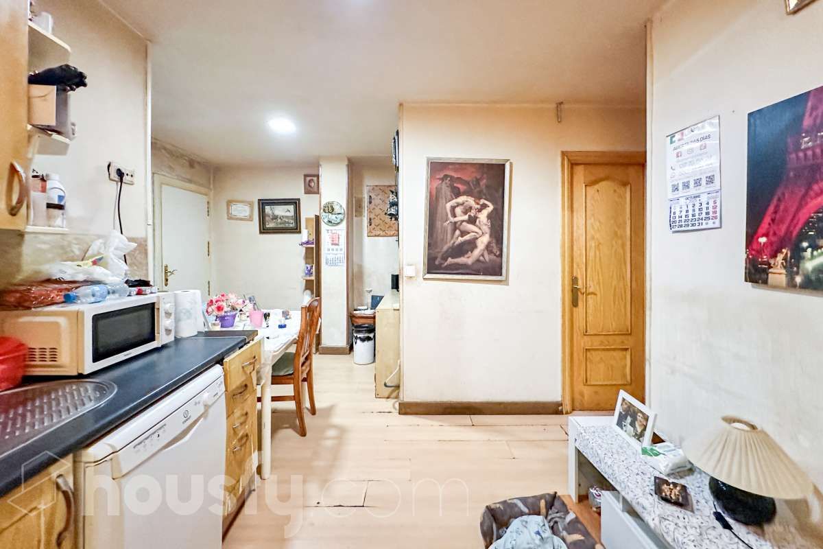 Kitchen of Flat for sale in  Madrid Capital