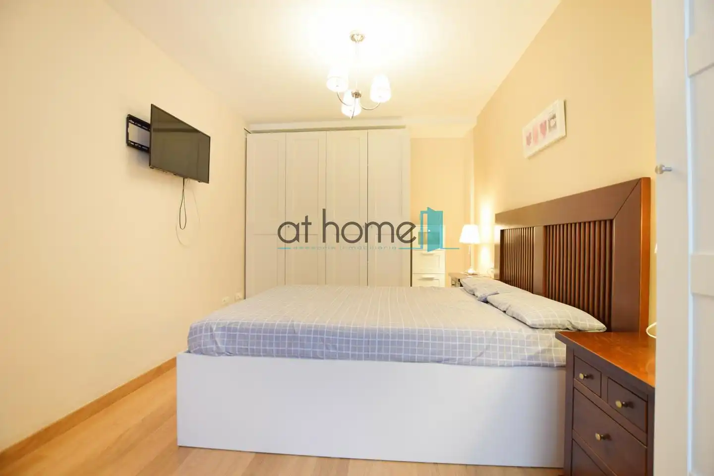Flat for rent in Avinguda del País Valencià, Centro