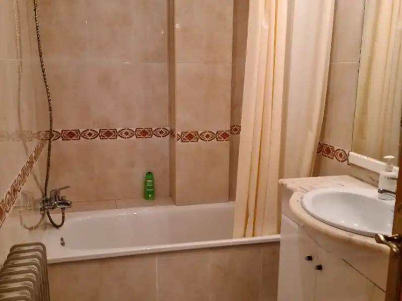 Bany de Pis en venda en Tàrrega amb Aire condicionat, Calefacció i Parquet