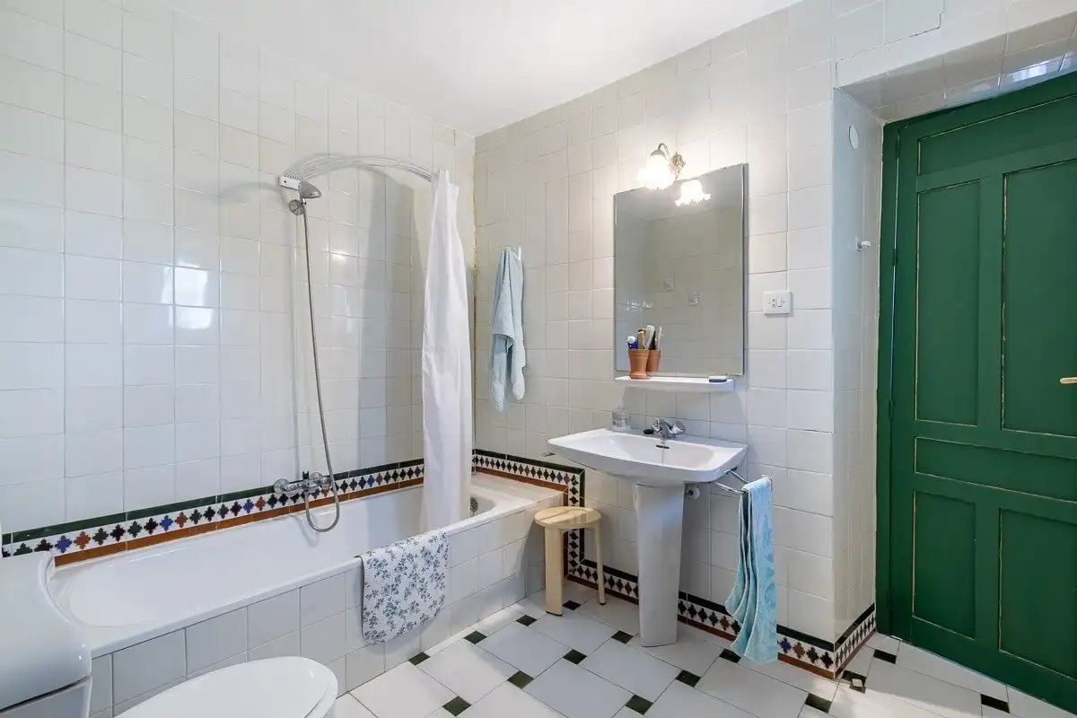 Baño de Finca rústica en venta en Moclín con Piscina