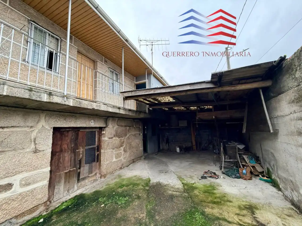 Vista exterior de Casa o chalet en venta en A Bola  con Jardín privado, Trastero y Balcón