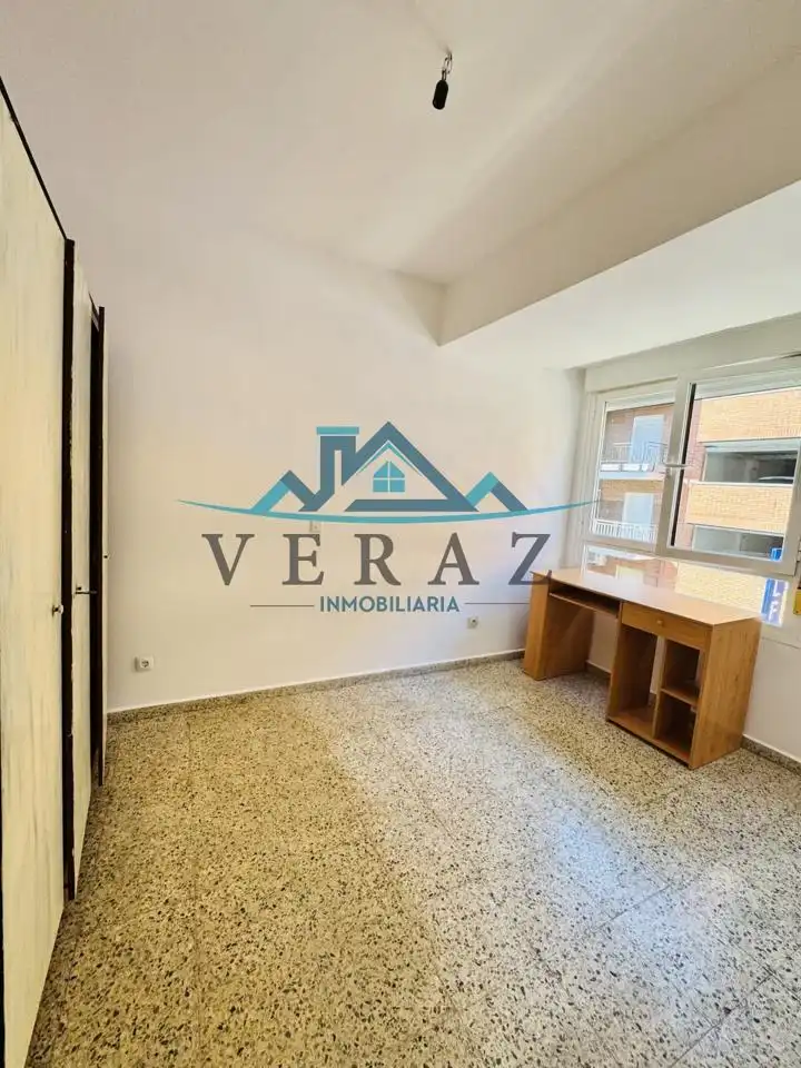 Außenansicht von Wohnung zum Verkauf in Talavera de la Reina mit Heizung, Terrasse und Möbliert