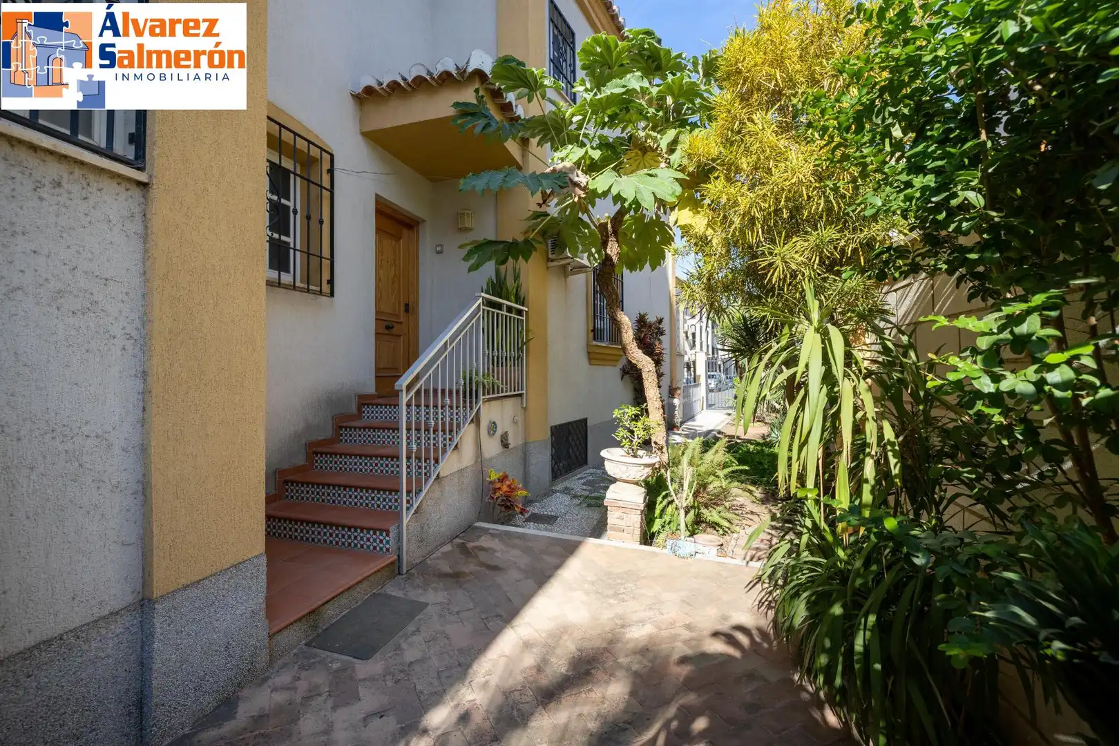 Terraced house with garden for sale in Calle Calle Aperos del Pilar, imagen 3