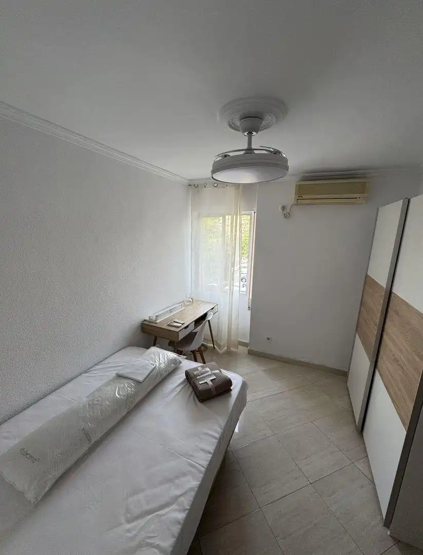 Habitación de Piso de alquiler en Sevilla con Aire acondicionado, Calefacción y Parquet