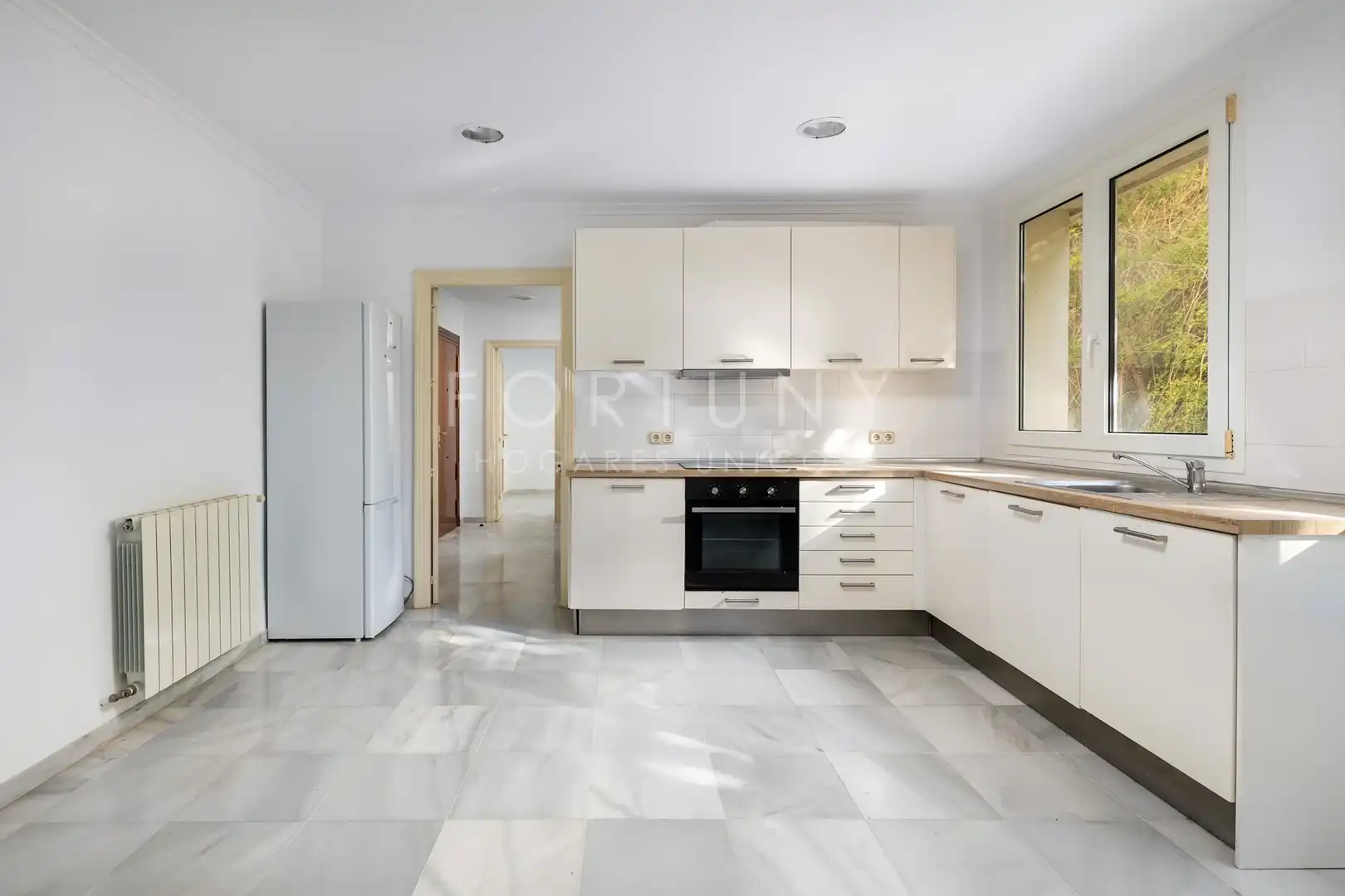 Kitchen of Flat for sale in Málaga  with Air Conditioner, Terrace and Storage room