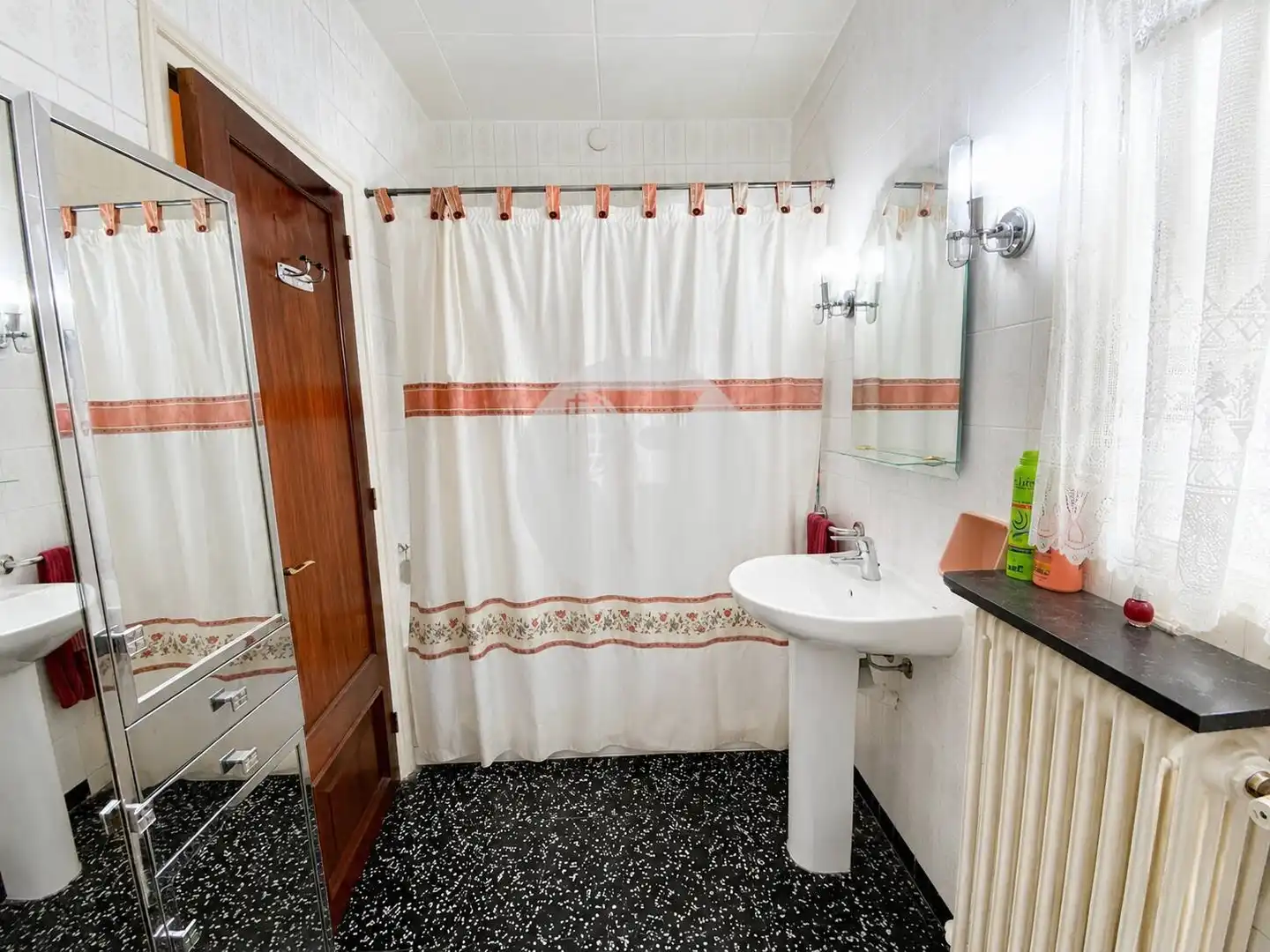 Bathroom of Flat for sale in Mollet del Vallès  with Air Conditioner, Heating and Terrace