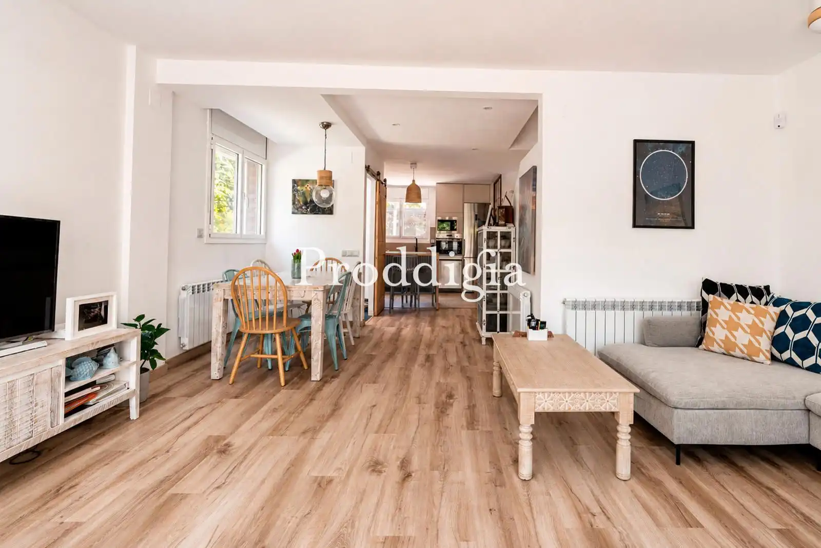 Living room of Detached homes for sale in Sant Cugat del Vallès  with Air Conditioner, Heating and Private garden