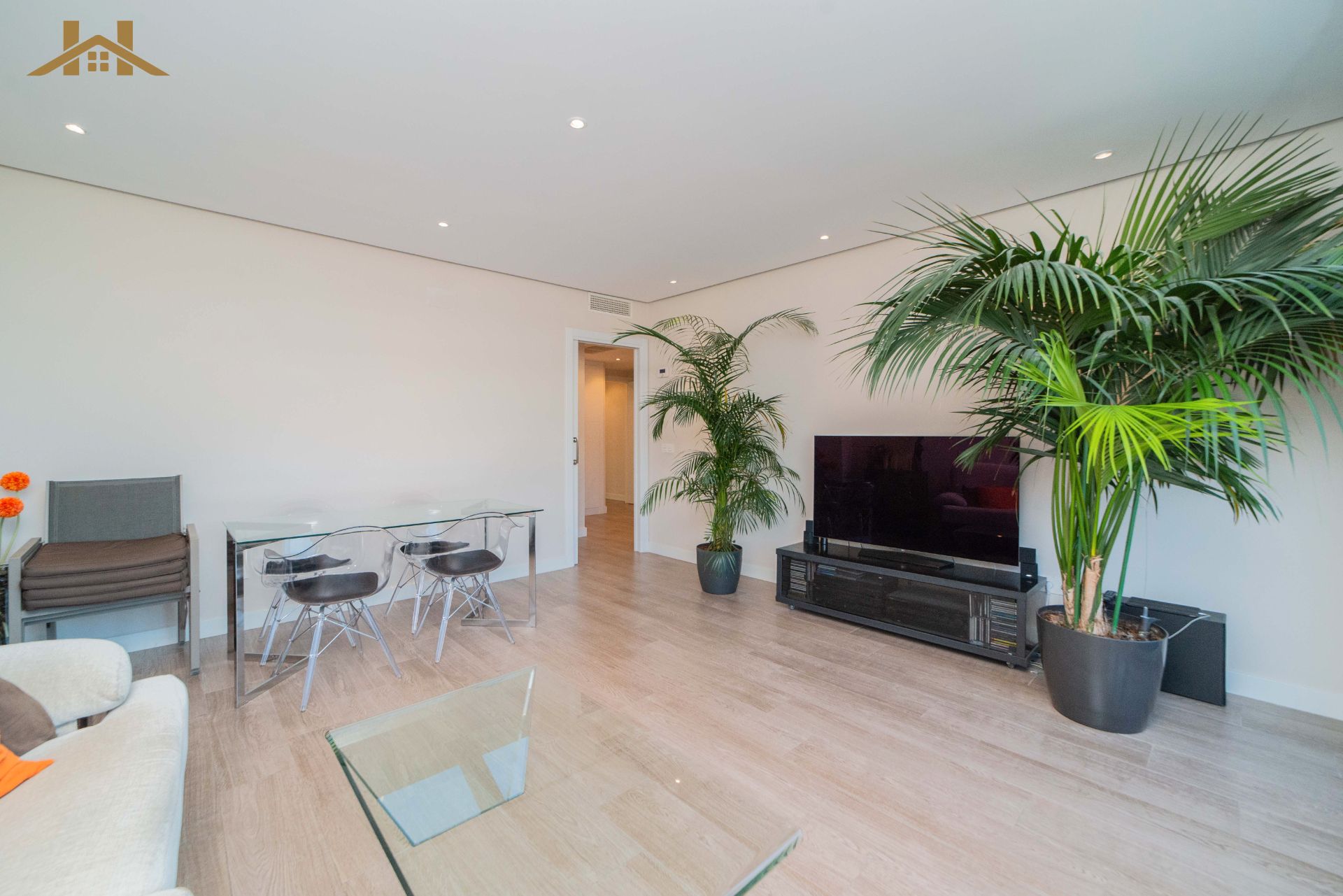Living room of Flat for sale in Majadahonda  with Heating, Terrace and Storage room