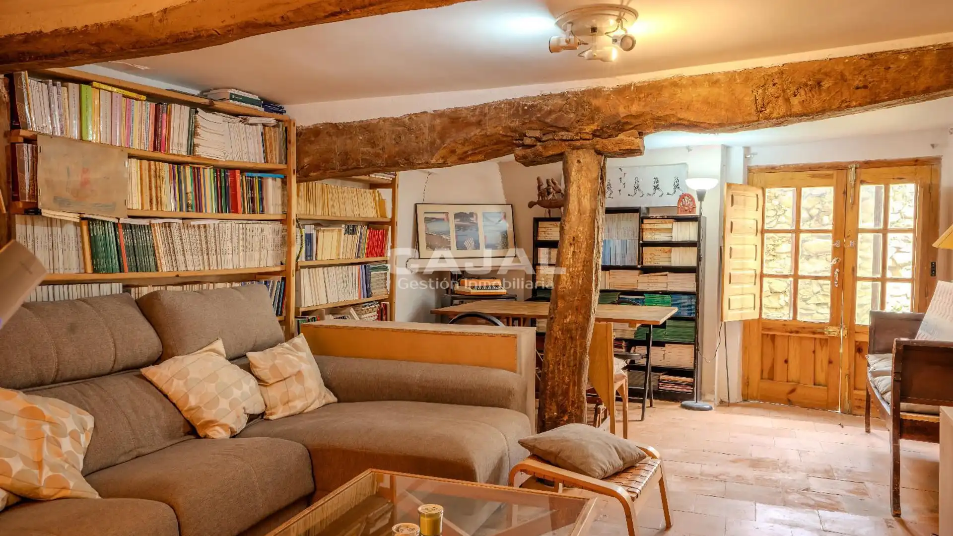 Sala de estar de Casa o chalet en venta en Riaza con Calefacción