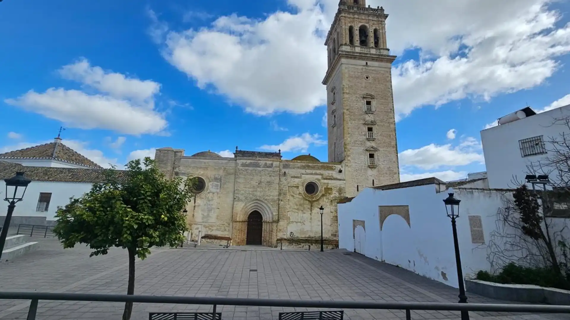 Vista exterior de Casa o chalet en venta en Lebrija