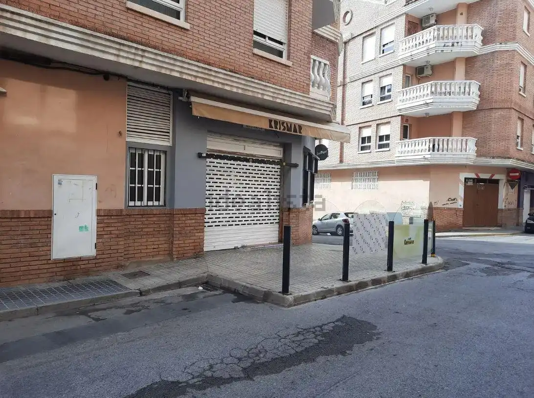 Local comercial en venda a La Vall d'Uixó, imagen 2