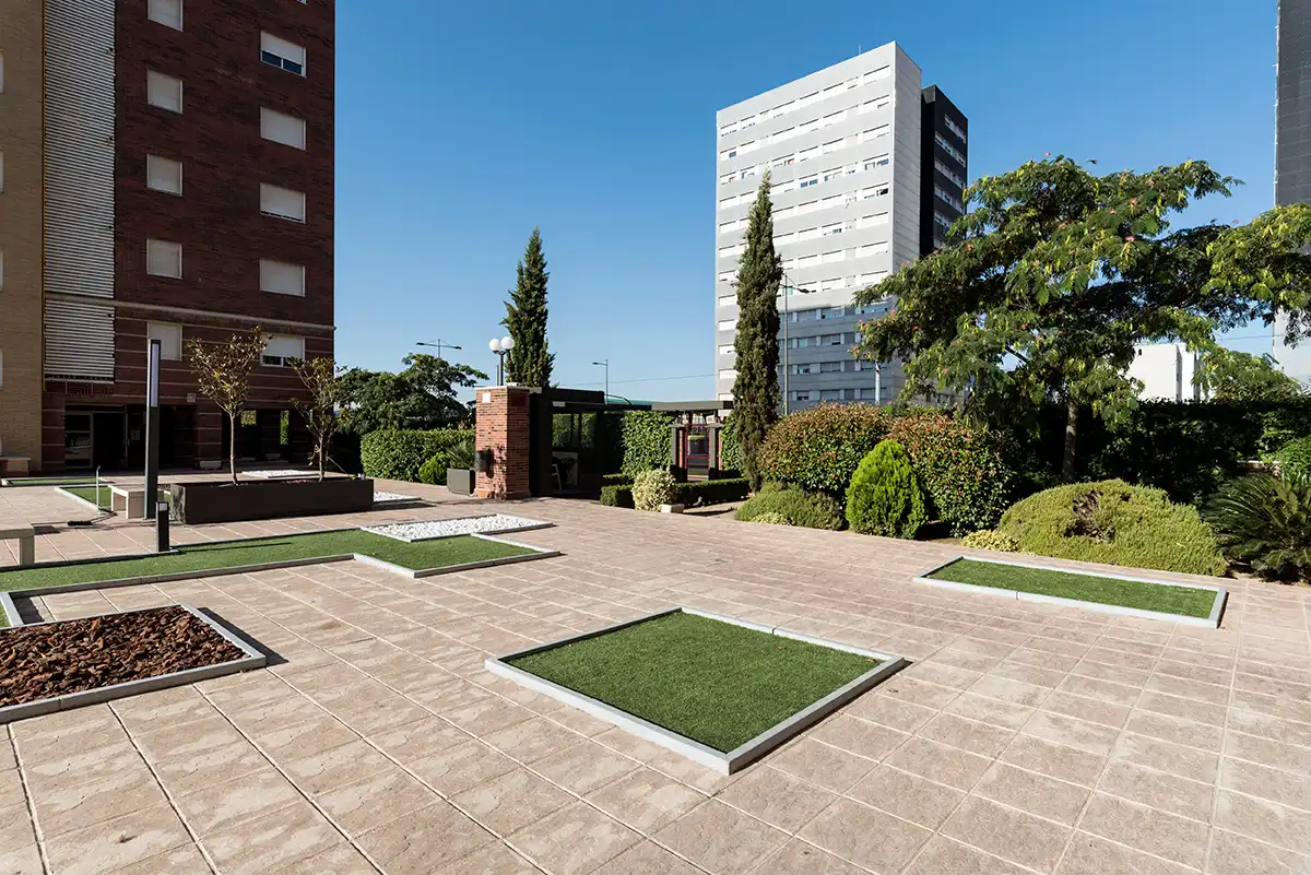 Piso en venta en Avenida de los Planetas, Parla Este