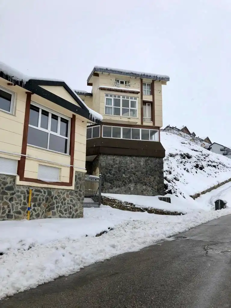 Haus zum Verkauf in Monachil pueblo, imagen 2