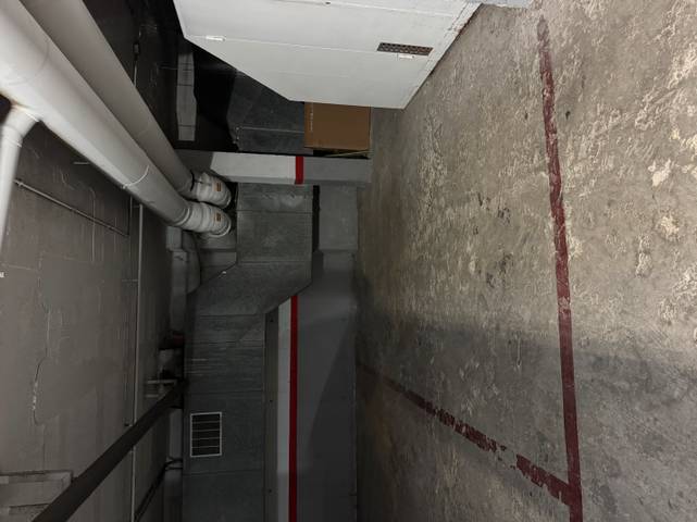 Garaje en Alquiler en Carrer de Frederic Mompou, 9 en La Vila Olímpica del Poblenou