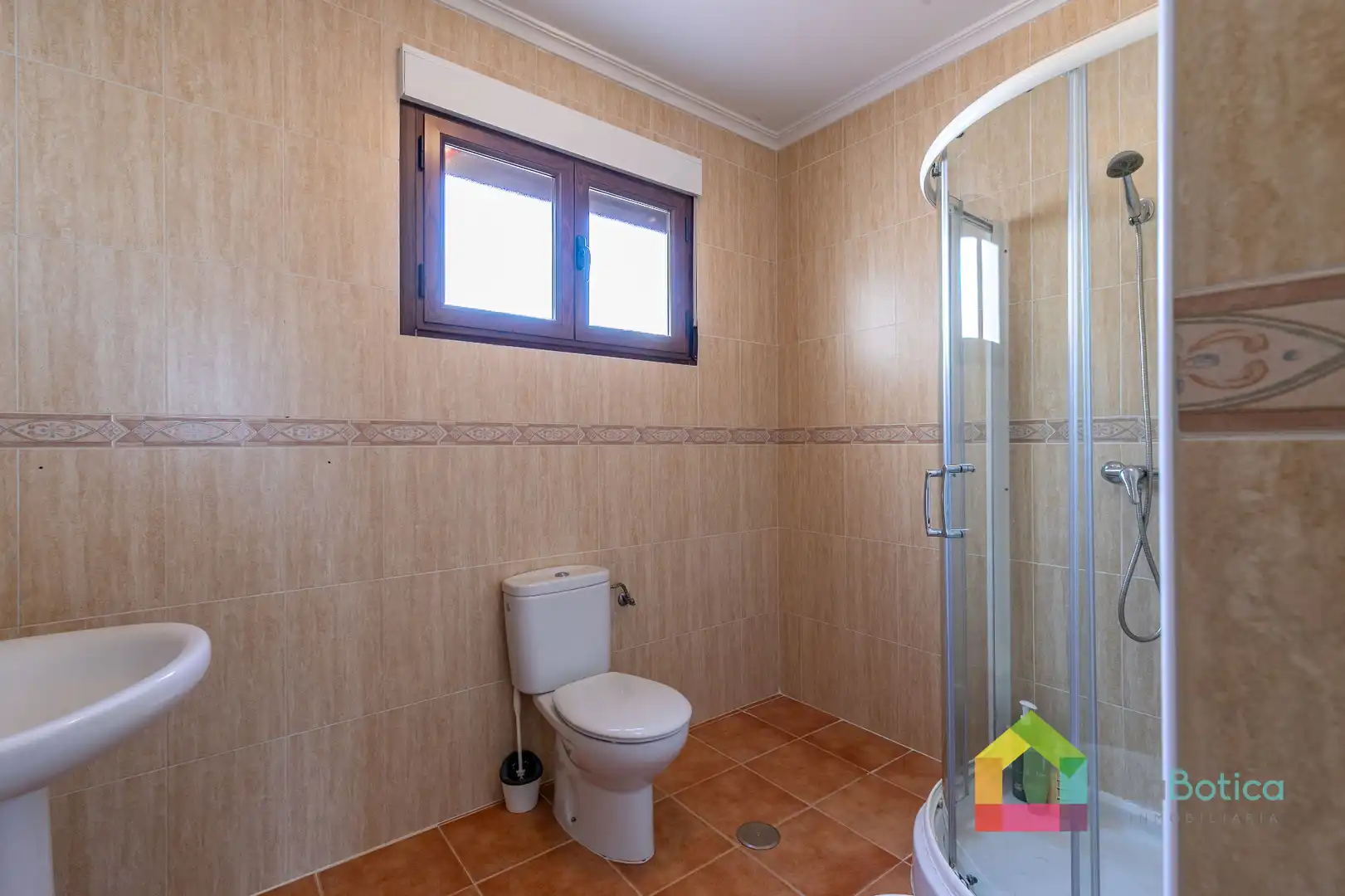 Badezimmer von Haus oder Chalet zum Verkauf in Gálvez mit Heizung