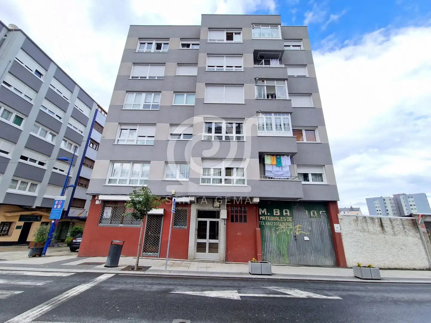 Vista exterior de Piso en venta en Culleredo con Amueblado