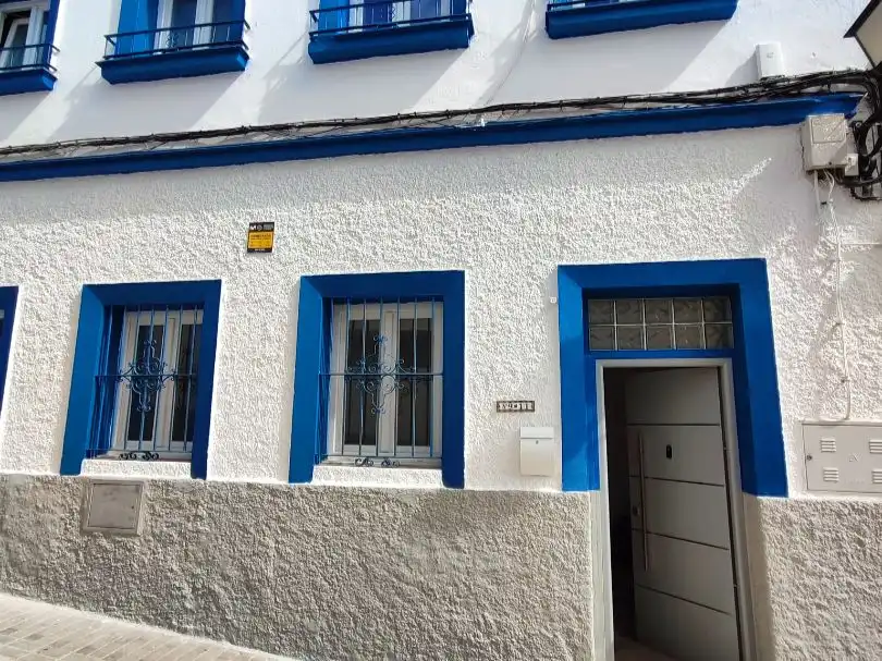 Vista exterior de Casa o xalet en venda en Jerez de la Frontera amb Aire condicionat, Calefacció i Jardí privat