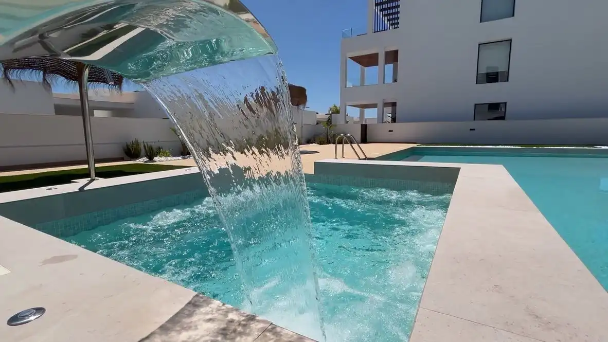 Apartment with pool for sale in Las Lomas de Rame - Bahía Bella